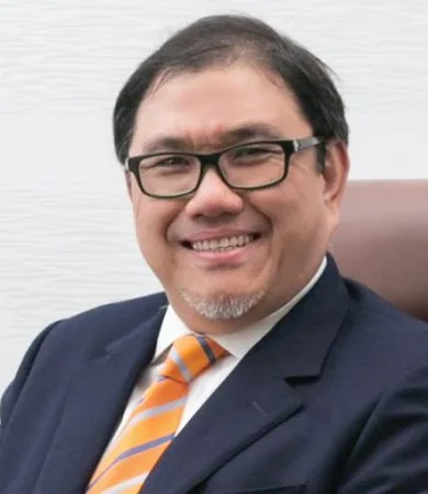 Foto Datuk Dr Razali Omar